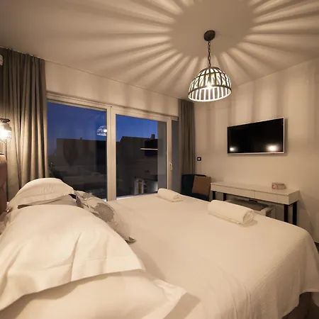 Mary Lou With Heated Pool Zara