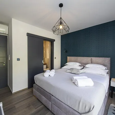 Mary Lou With Heated Pool Zara