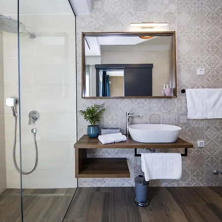 Villa Mary Lou With Heated Pool