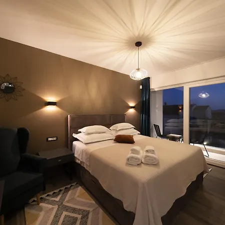 Mary Lou With Heated Pool Villa Zadar