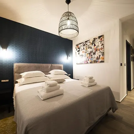 Mary Lou With Heated Pool Villa *