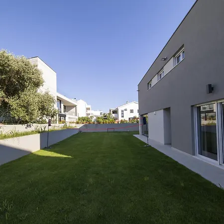 Villa Mary Lou With Heated Pool *